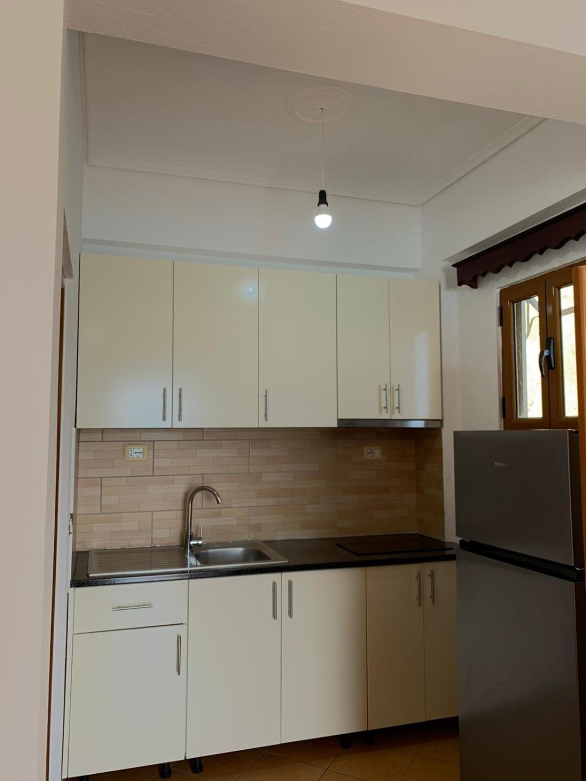Sea La Vie Anesti Apartamento Borsh Exterior foto